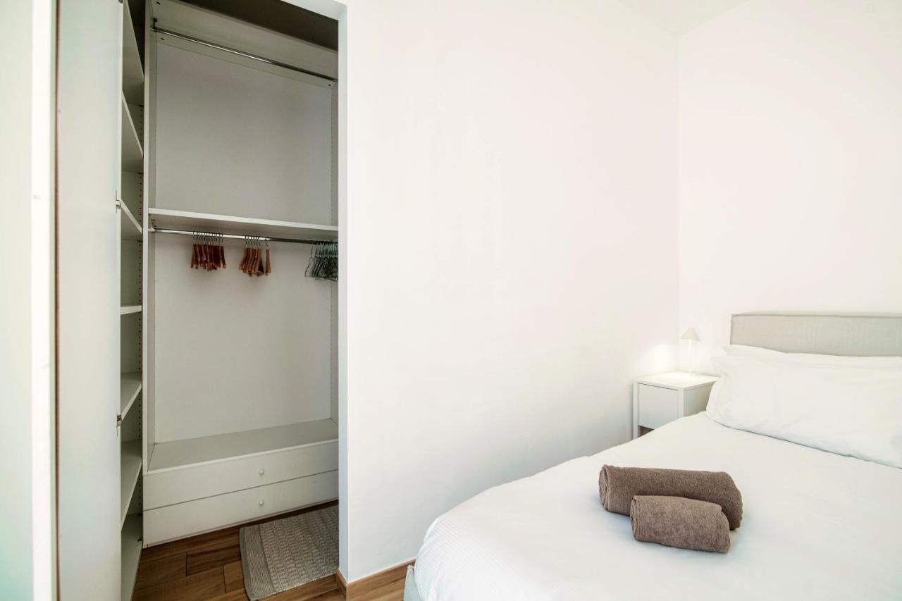 Piazza Roma - The House Of Travelers Apartment Como Exterior photo