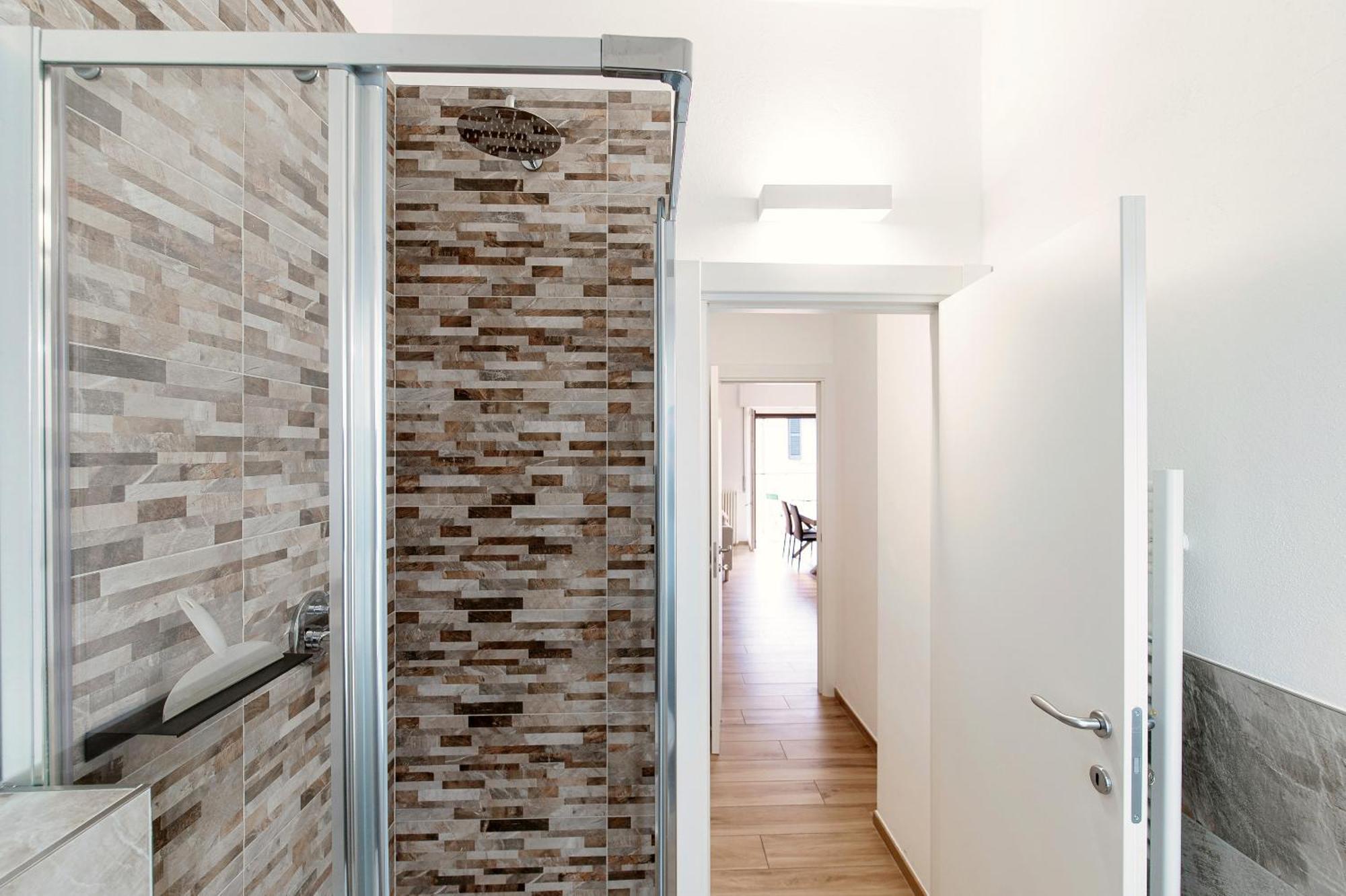 Piazza Roma - The House Of Travelers Apartment Como Exterior photo