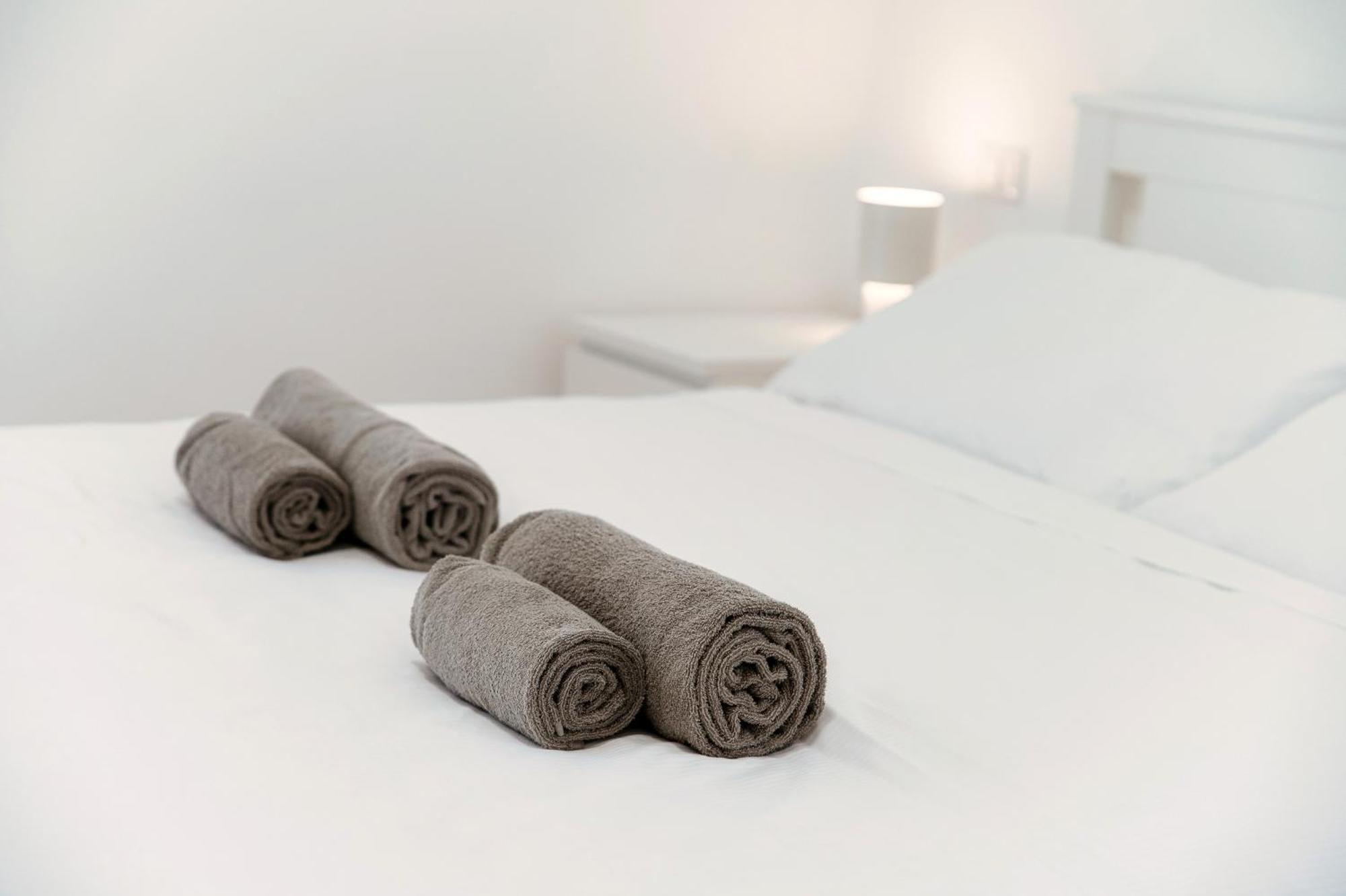 Piazza Roma - The House Of Travelers Apartment Como Exterior photo